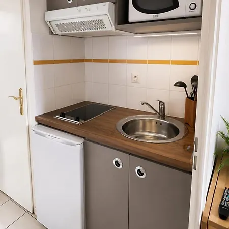 Studio Apartment